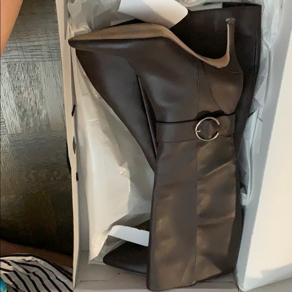 Nine West - Picture 2 of 3